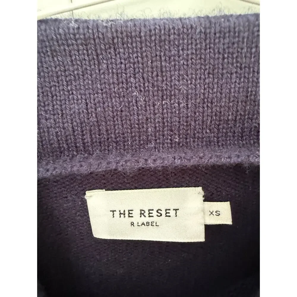 THE RESET 'R LABEL' Women's Wool Cashmere Blend Striped Mock Neck Sweater Navy